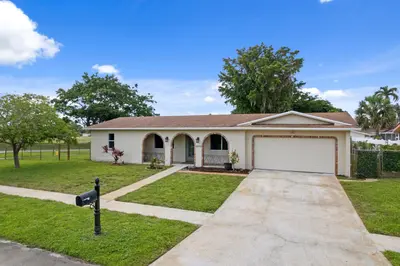 4100 NW 7th Street, Coconut Creek – sold