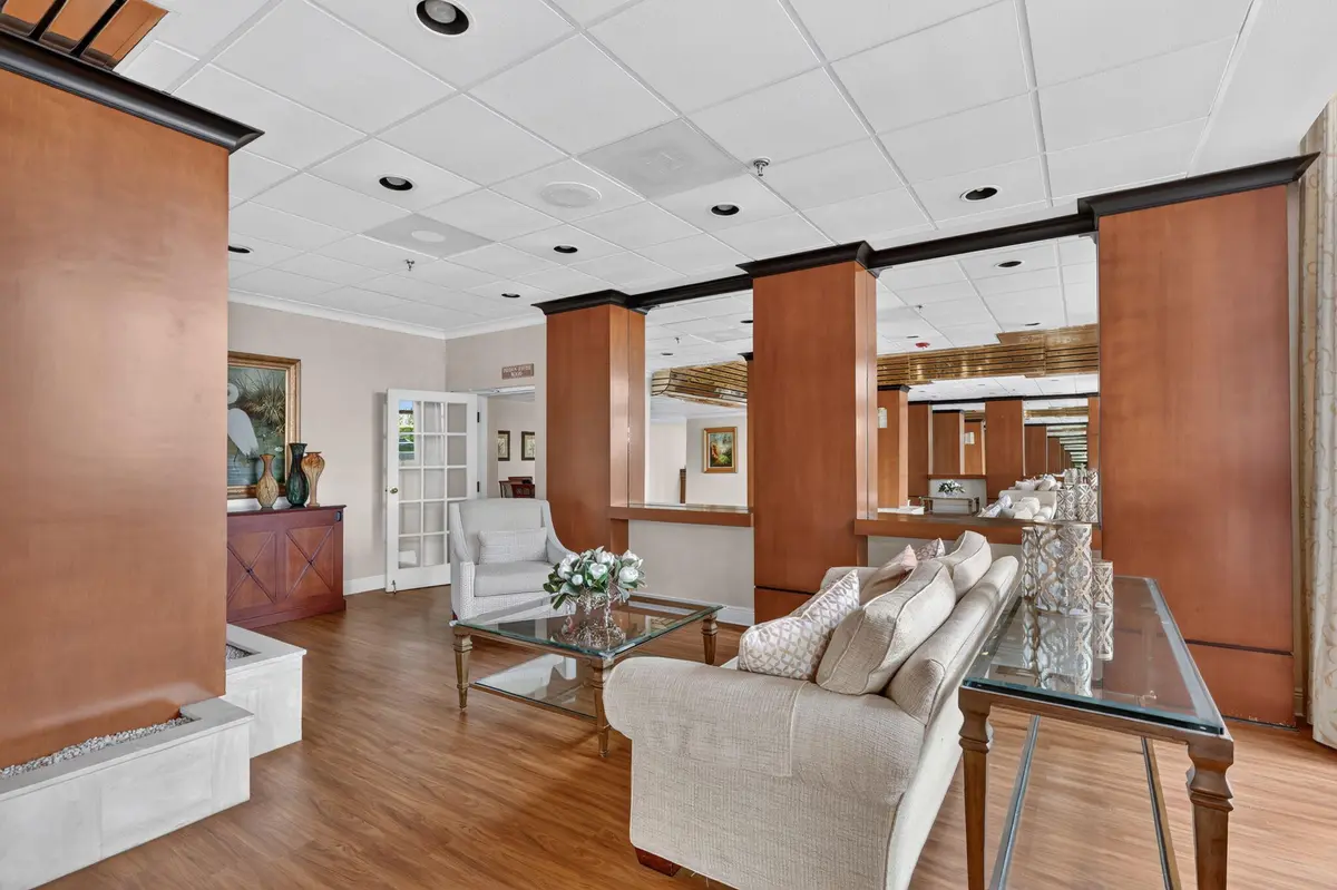 5-web-or-mls-5P1A9110 at 5047 N Highway A1a 1704, Hutchinson Island