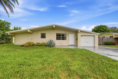 4401 NW 33rd Street, Lauderdale Lakes – sold