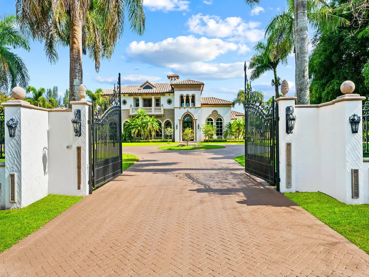 front view at 8800 NW 68th Court, Parkland