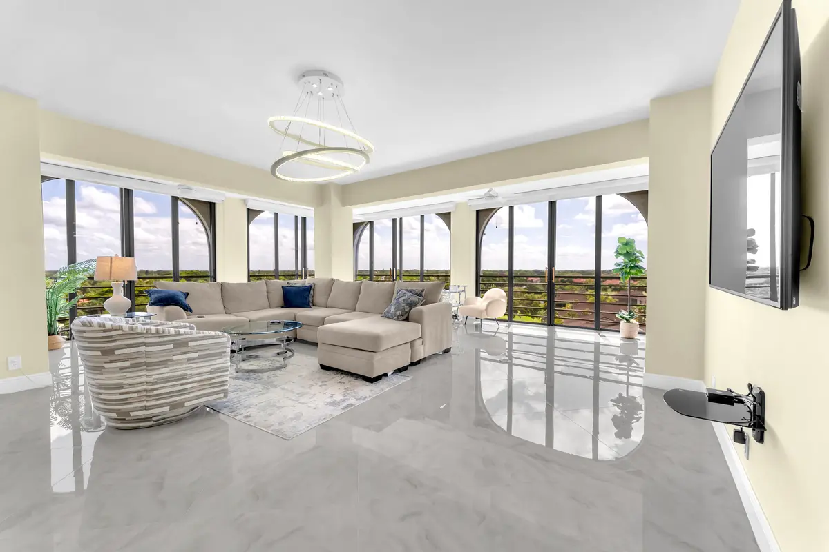 7578 Regency Lake Drive 802, Boca Raton, FL – photo 1