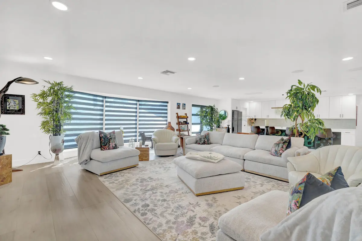 09_Image_9_mls at 10644 Avenue Of The Pga, Palm Beach Gardens