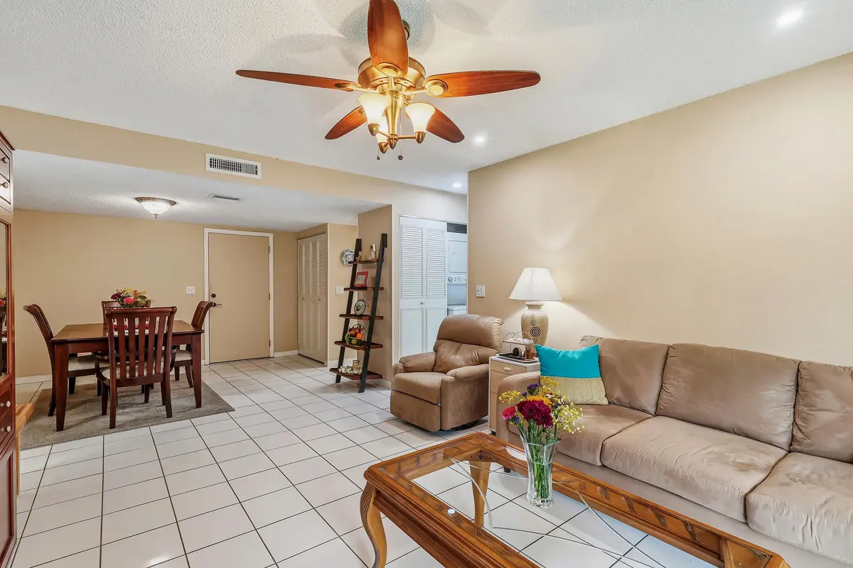 img_7312 at 215 Lake Carol Drive, West Palm Beach