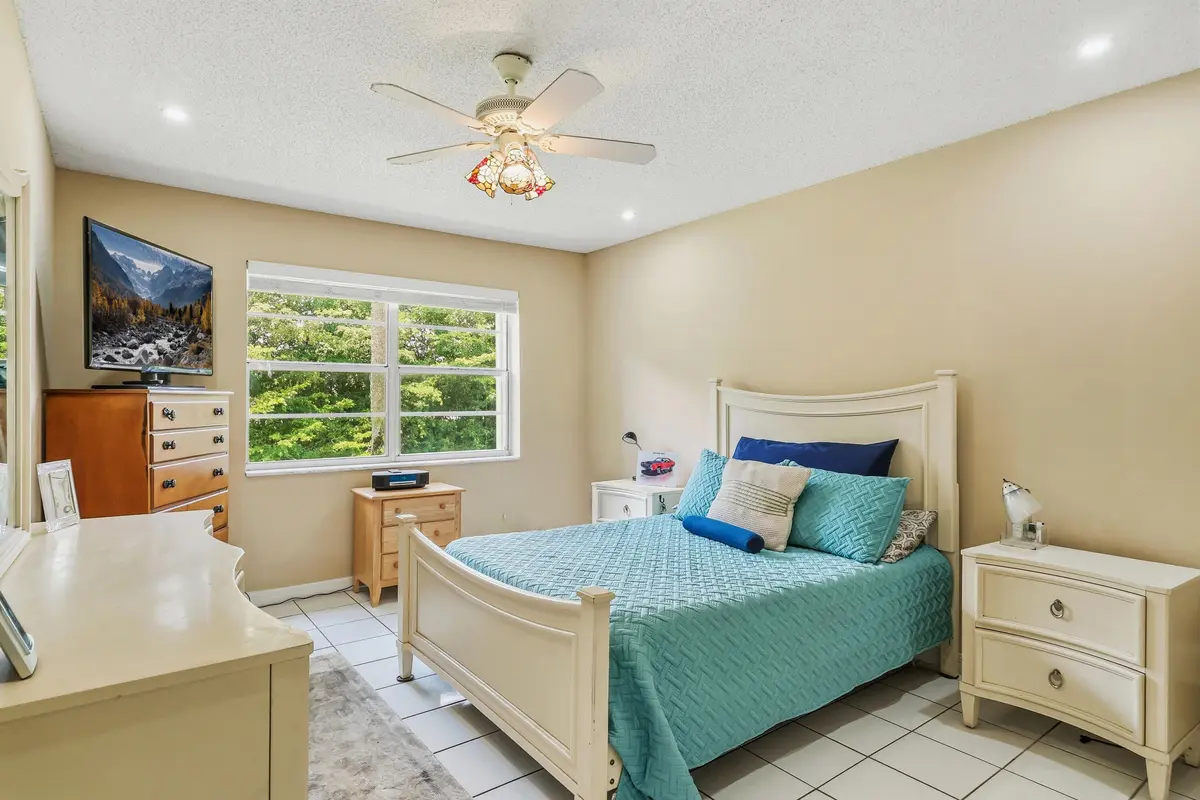 img_7379_1 at 215 Lake Carol Drive, West Palm Beach