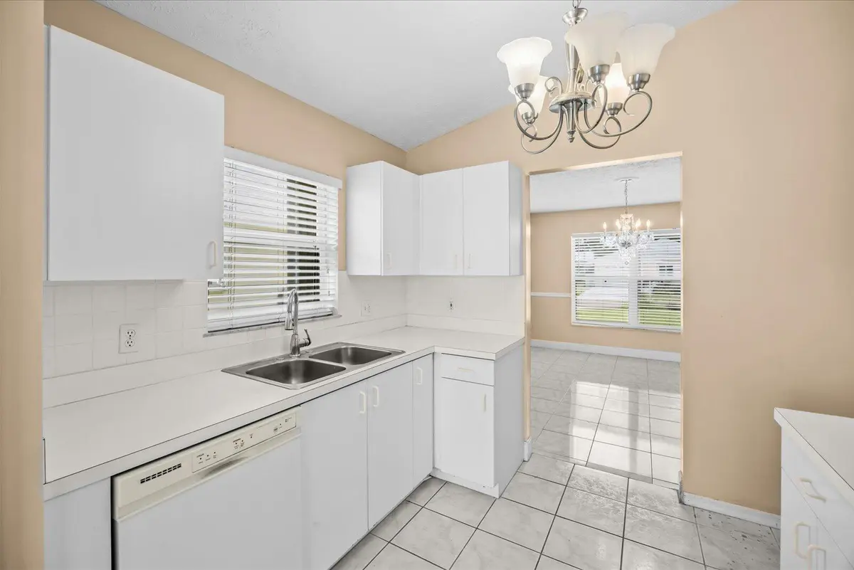 Fort Pierce, FL House – Kitchen at 413 European Lane, Fort Pierce