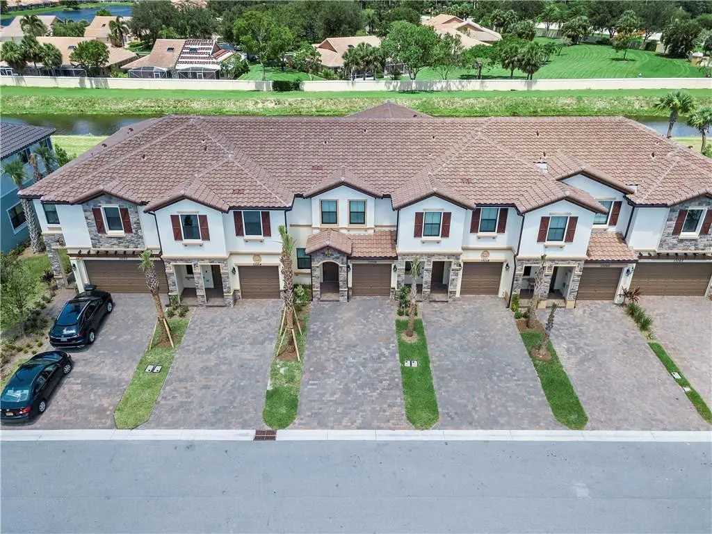 Photo 3 at 13056 Anthorne Lane 113, Boynton Beach