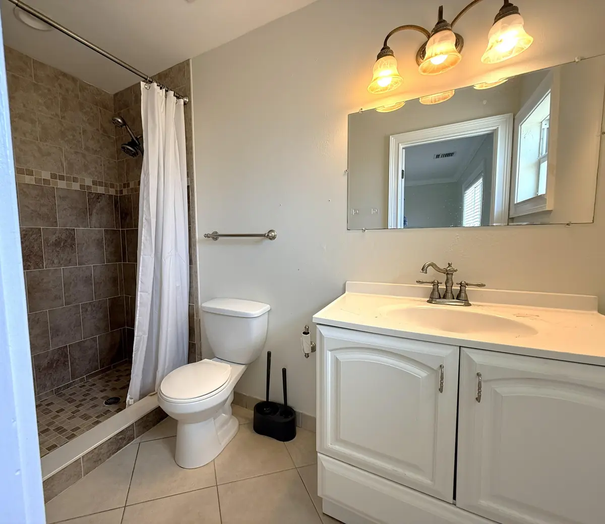 Bath 1 at 735 Hummingbird Way 201, North Palm Beach