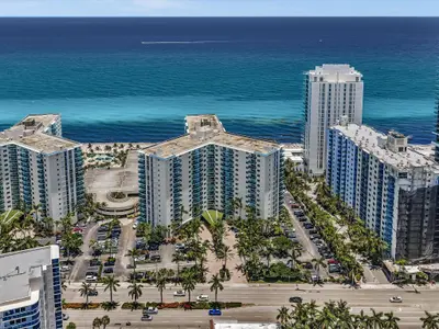 3901 S Ocean Drive 3j, Hollywood – Condominium for rent