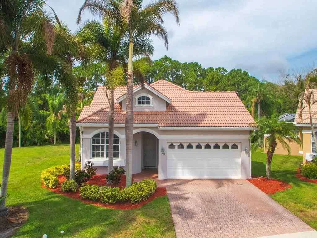 Front at 709 SW Andros Cove, Port St. Lucie