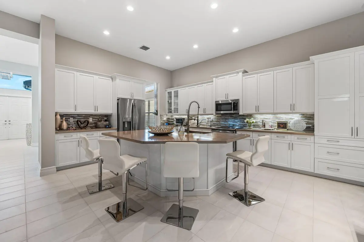 23-web-or-mls-DSC06742 (1) at 12882 Granite Mountain Pass, Boynton Beach