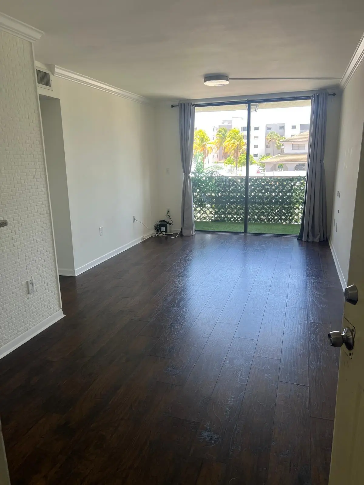 56a8b396-610a-4737-81e0-fb0173cc12ee at 8145 NW 7th Street 208, Miami