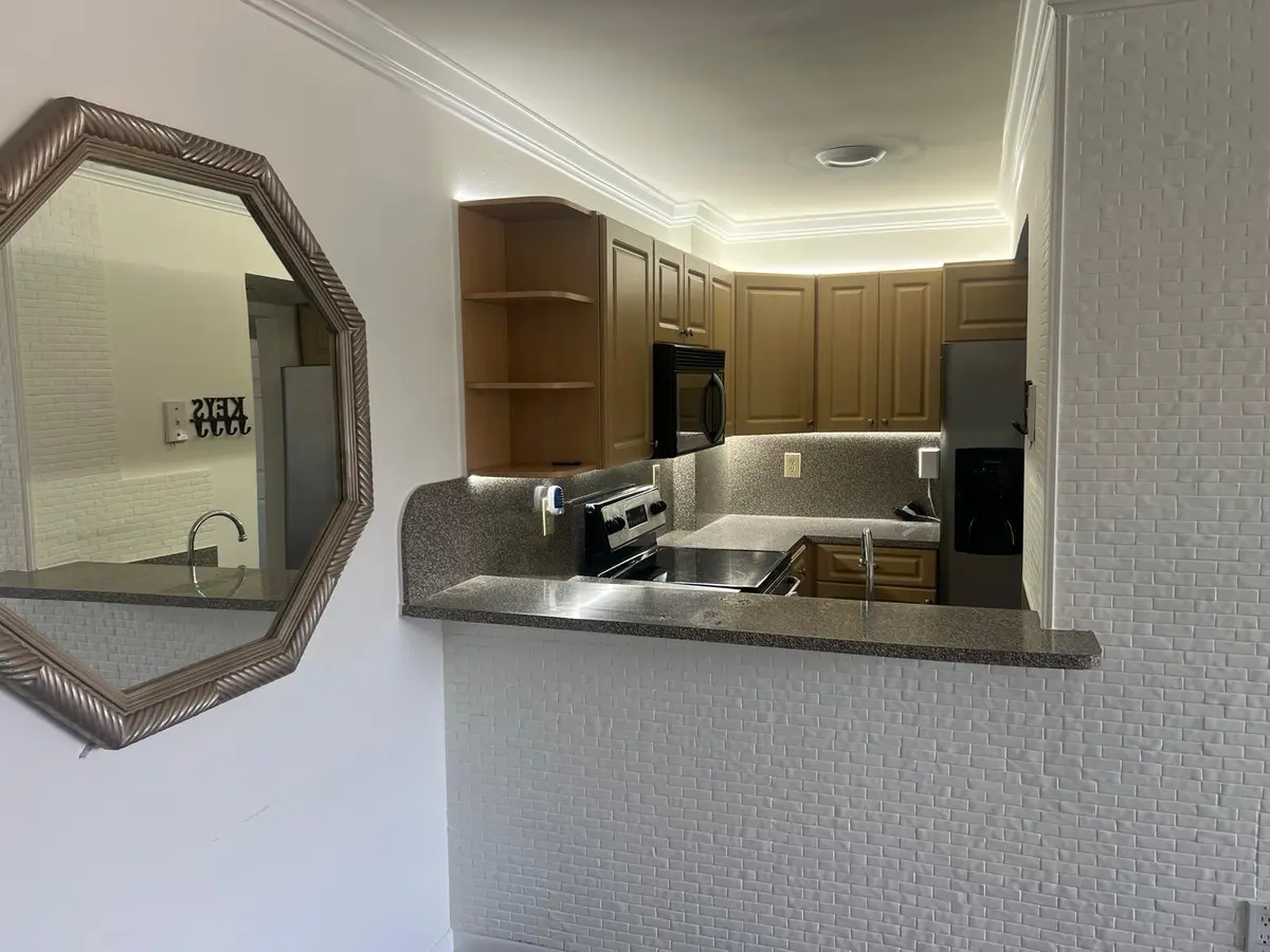 b5fcd3cc-3840-4021-b362-ecb620a7322d at 8145 NW 7th Street 208, Miami