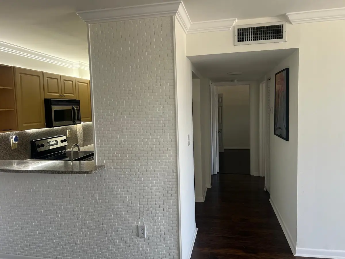 e22ba1f6-d8dc-43c1-8e98-754538d9bc58 at 8145 NW 7th Street 208, Miami