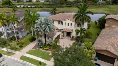 7213 NW 123rd Avenue, Parkland – sold