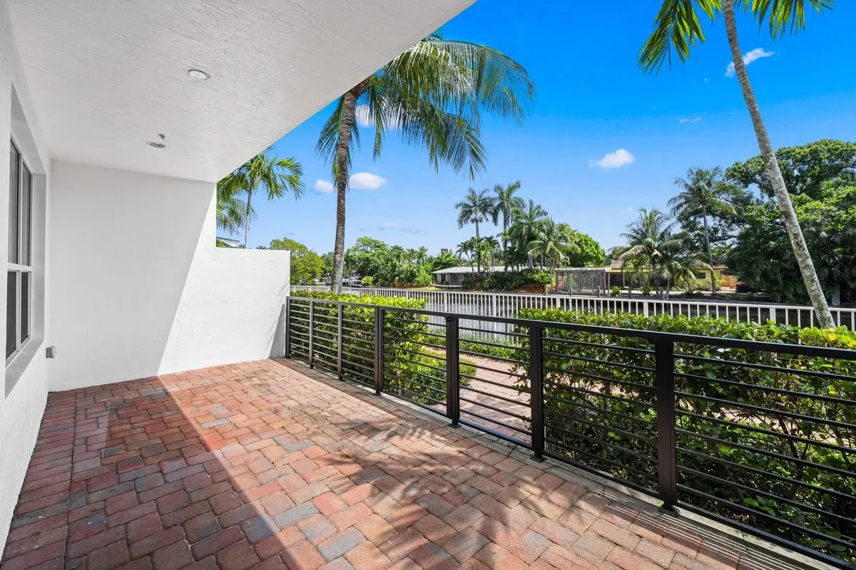 Patio at 2900 NE 12th Terrace 25, Oakland Park