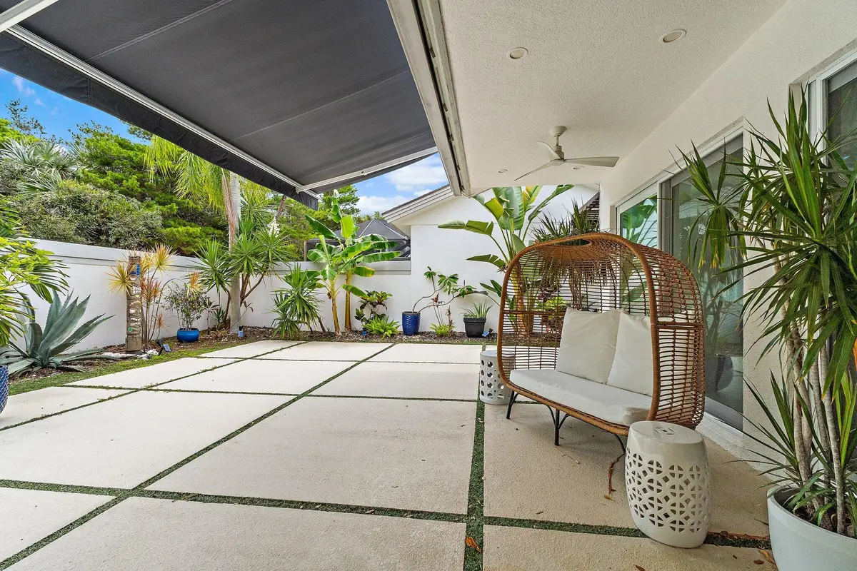 032-126SeashoreDr-Jupiter-SMALL at 126 Seashore Drive, Jupiter