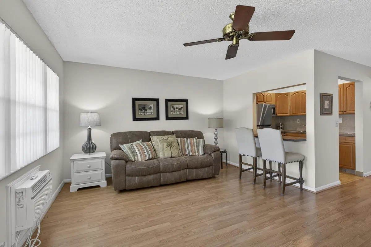 Stylish floors at 181 Bedford G, West Palm Beach