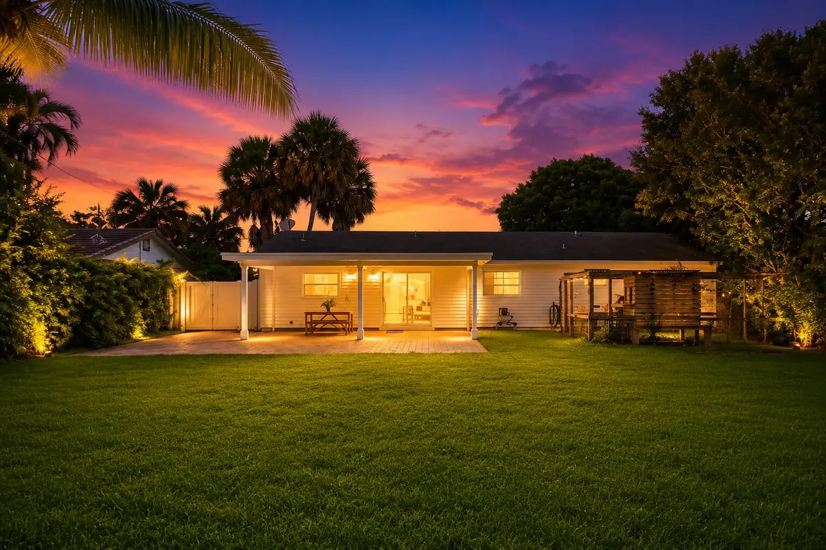 Backyard Day to Dusk at 583 NW 12th Terrace, Boca Raton