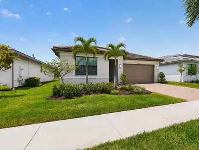 12440 SW Blue Mangrove Parkway, Port St. Lucie – sold