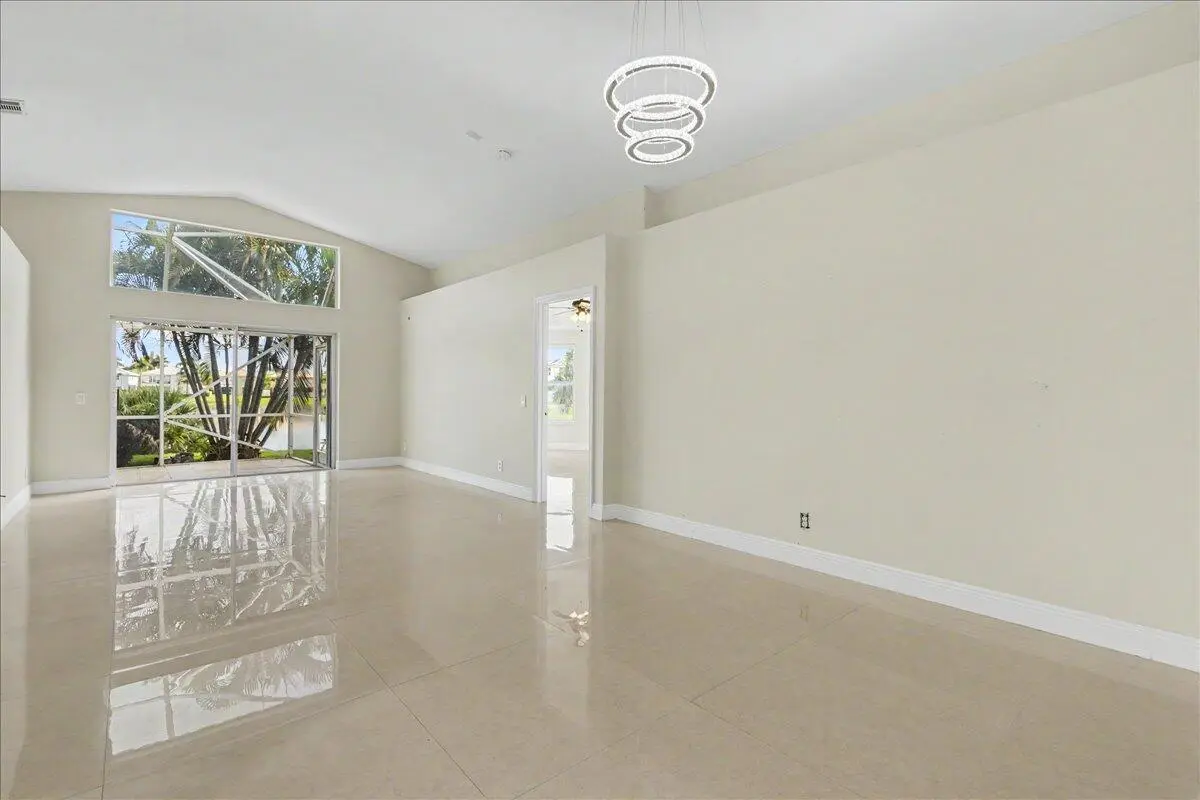 Living Area at 3551 Chesapeake Circle, Boynton Beach
