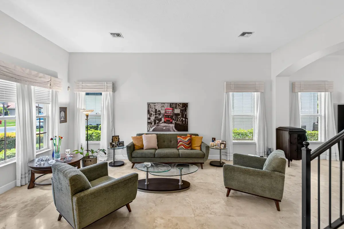 06_beyc6a388afda8d08 at 9898 Coronado Lake Drive, Boynton Beach
