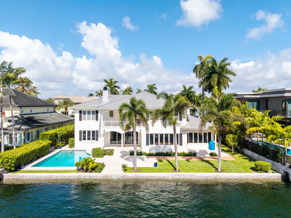 DJI_20260617100549_0511_D at 704 Isle Of Palms Drive, Fort Lauderdale