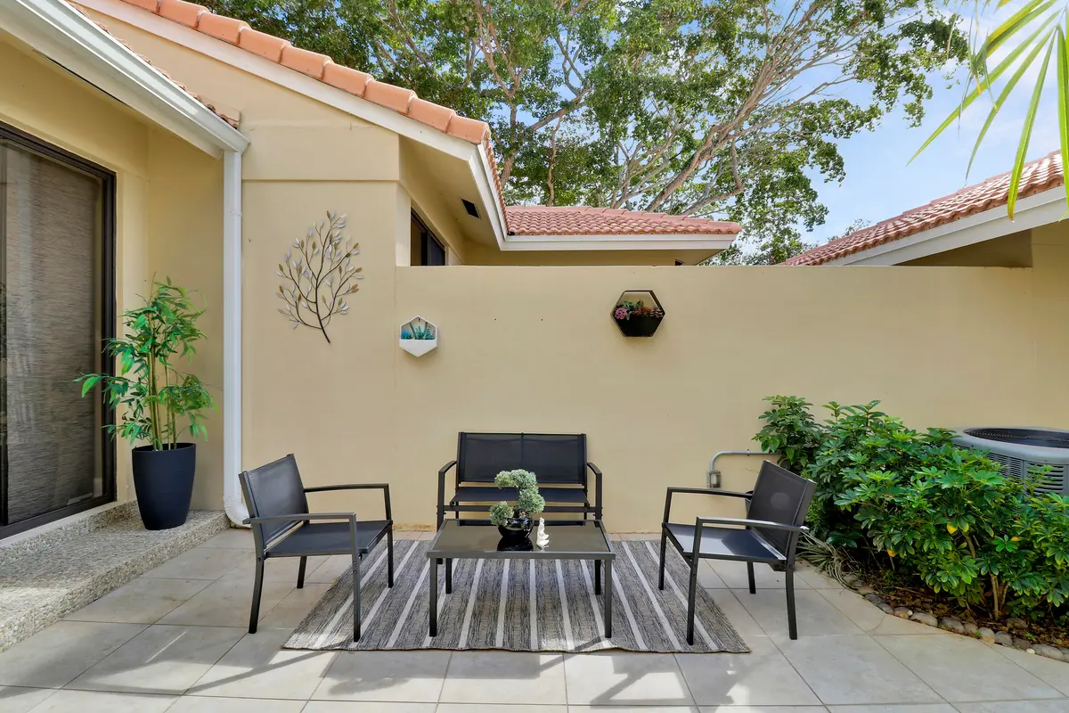 House-38 at 204 Old Meadow Way, Palm Beach Gardens