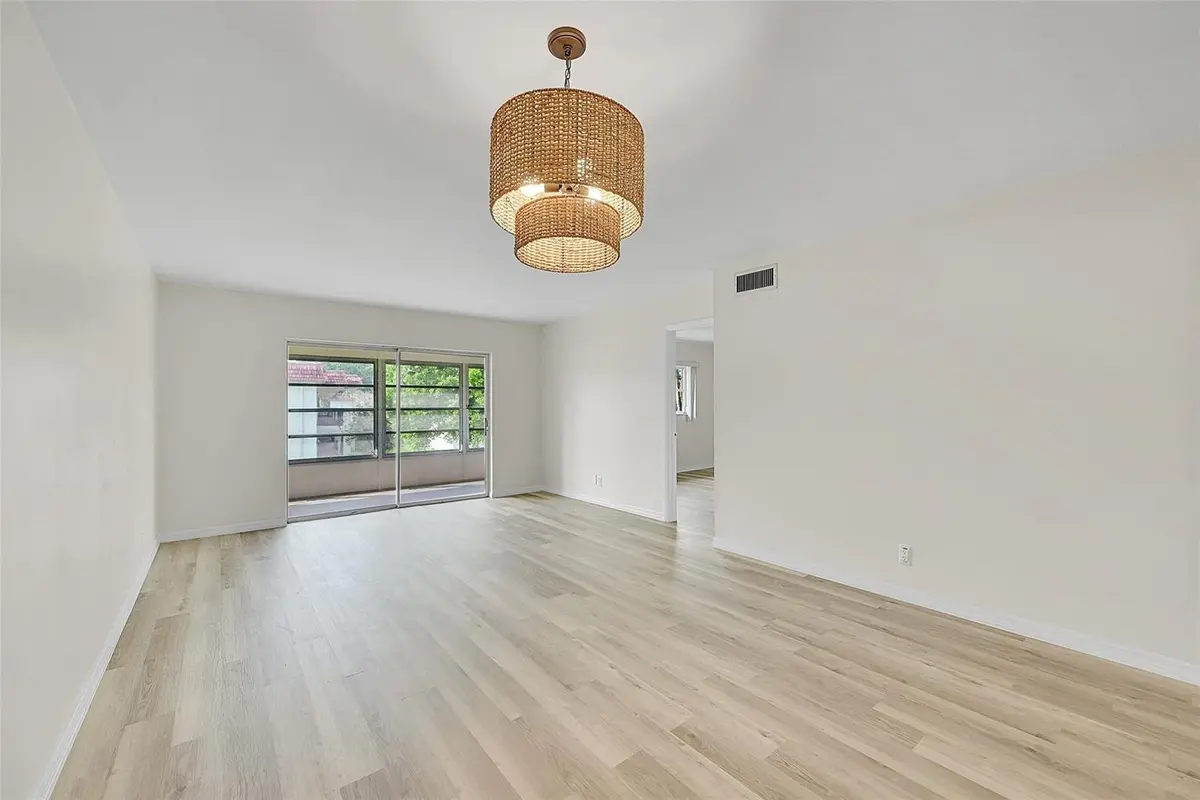 20251011160618786389000000-o at 23 Abbey Lane 202, Delray Beach