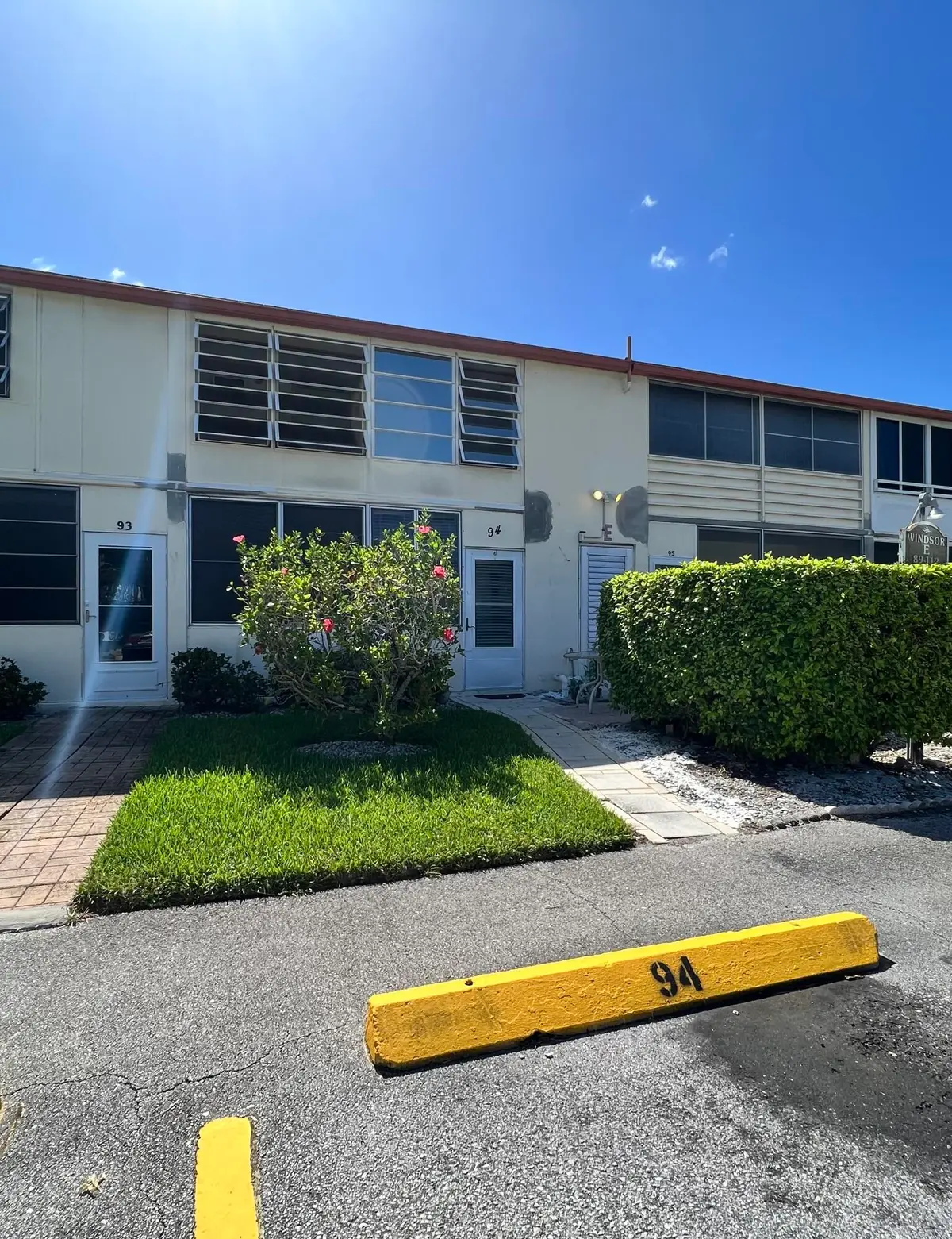 Steps To Park Spot at 94 Windsor E, West Palm Beach