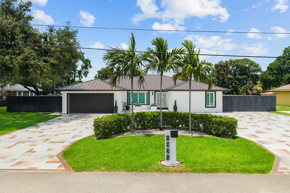 IMG_3487 at 1821 Carissa Road, Lake Clarke Shores