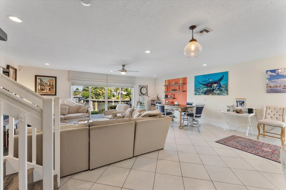 03-1351 SE 3rd Ave_003 at 1351 SE 3rd Avenue, Pompano Beach