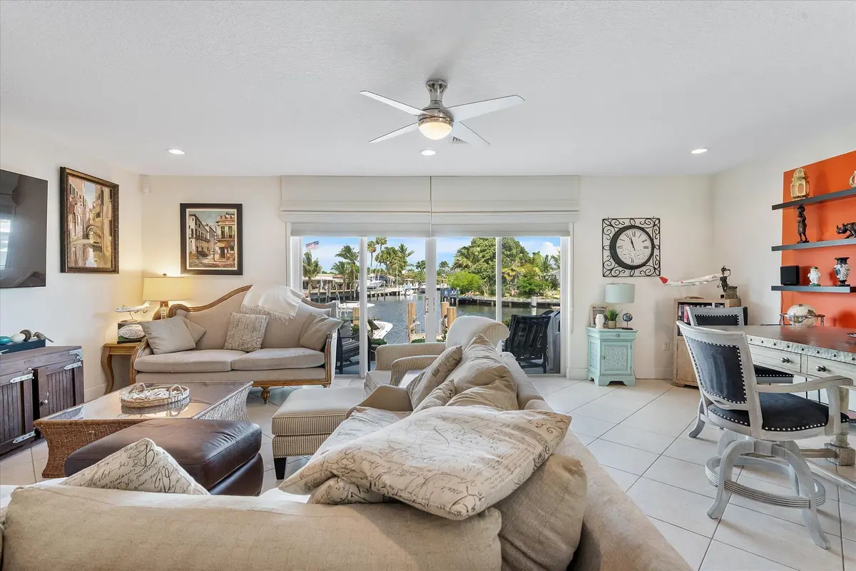 04-1351 SE 3rd Ave_004 at 1351 SE 3rd Avenue, Pompano Beach
