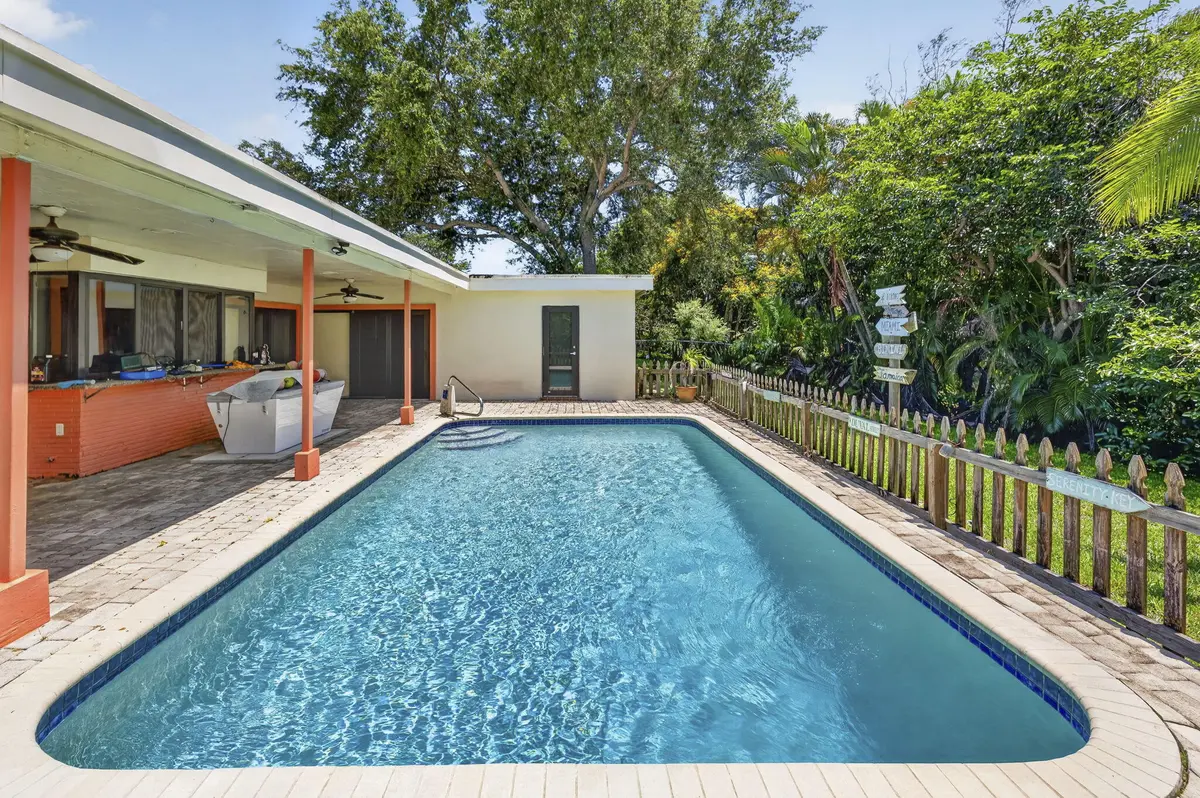26-web-or-mls-8I8A6119 at 5411 SW 94th Avenue, Cooper City