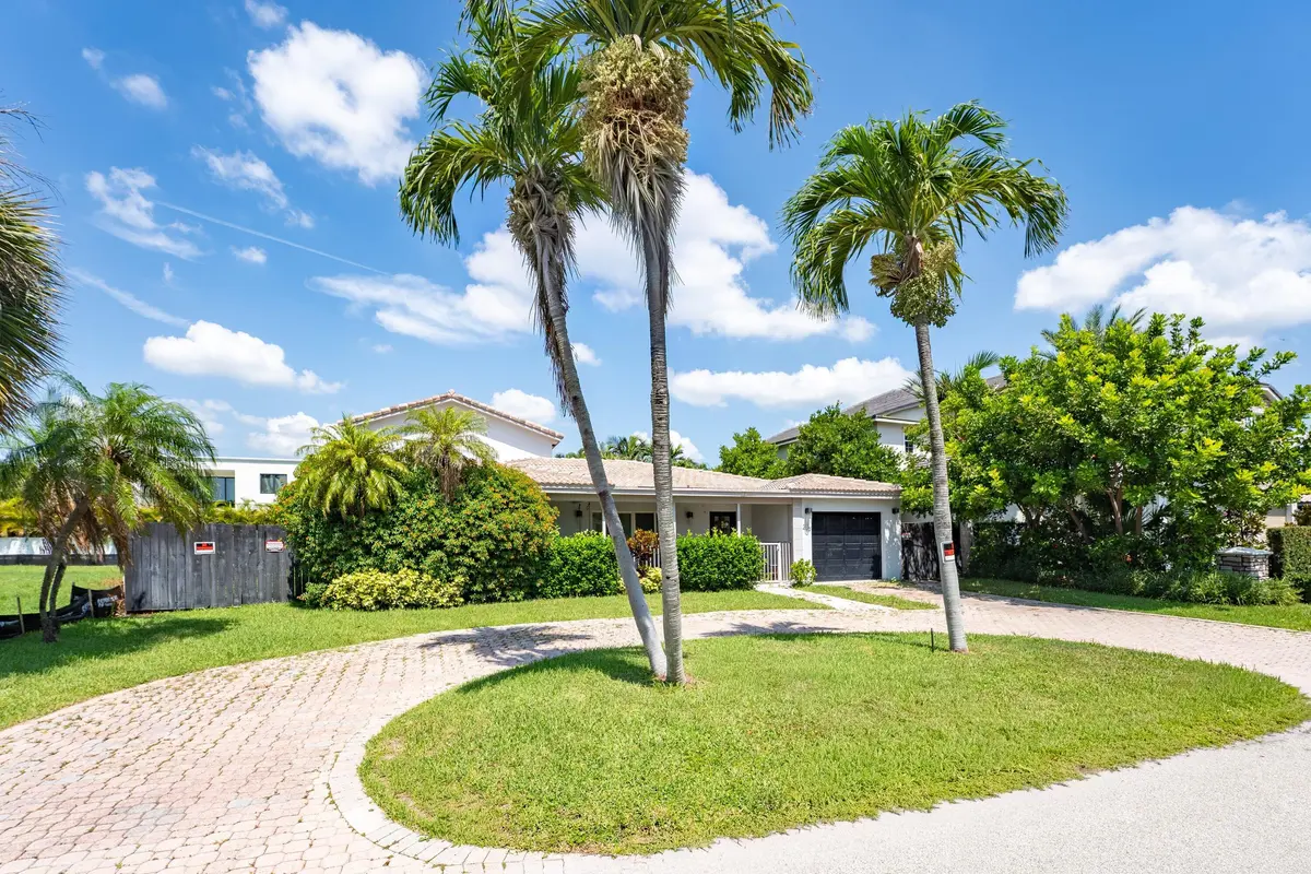 001-299NortheastWavecrestCourt-BocaRaton at 299 NE Wavecrest Court, Boca Raton