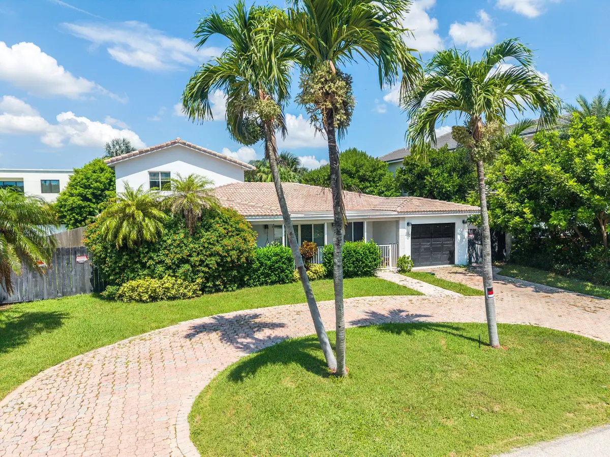 002-299NortheastWavecrestCourt-BocaRaton at 299 NE Wavecrest Court, Boca Raton