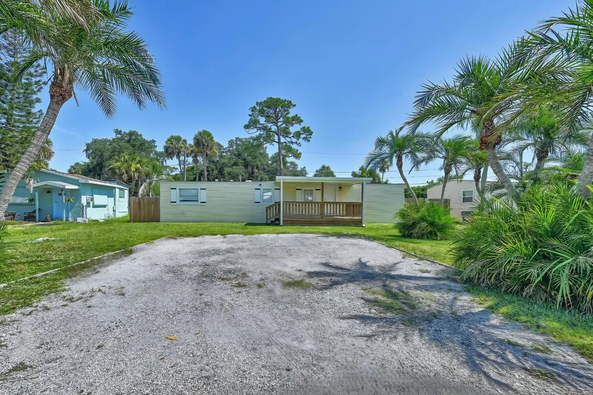Driveway at 5204 Deanna Lane, Fort Pierce