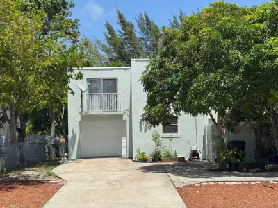 910 N F Street, Lake Worth Beach – Duplex for sale