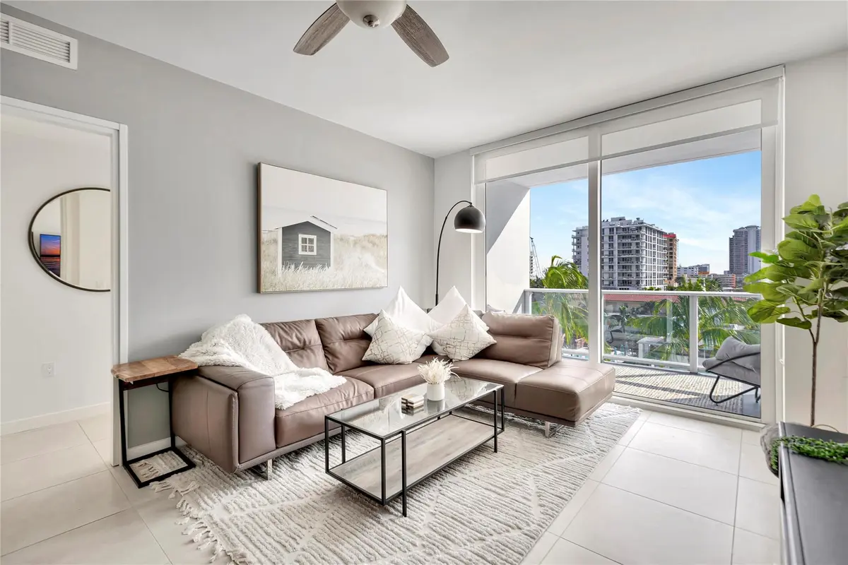 Photo 6 at 401 N Birch Road 504, Fort Lauderdale