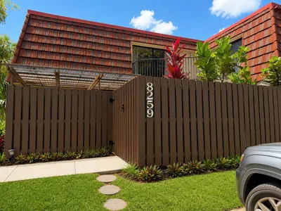8259 Boca Rio, Boca Raton – sold