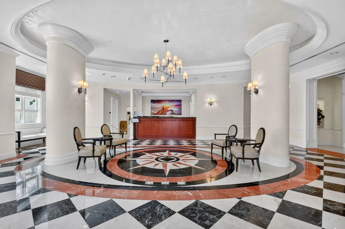 37-web-or-mls-DSC_9568 at 403 S Sapodilla Avenue 706, West Palm Beach