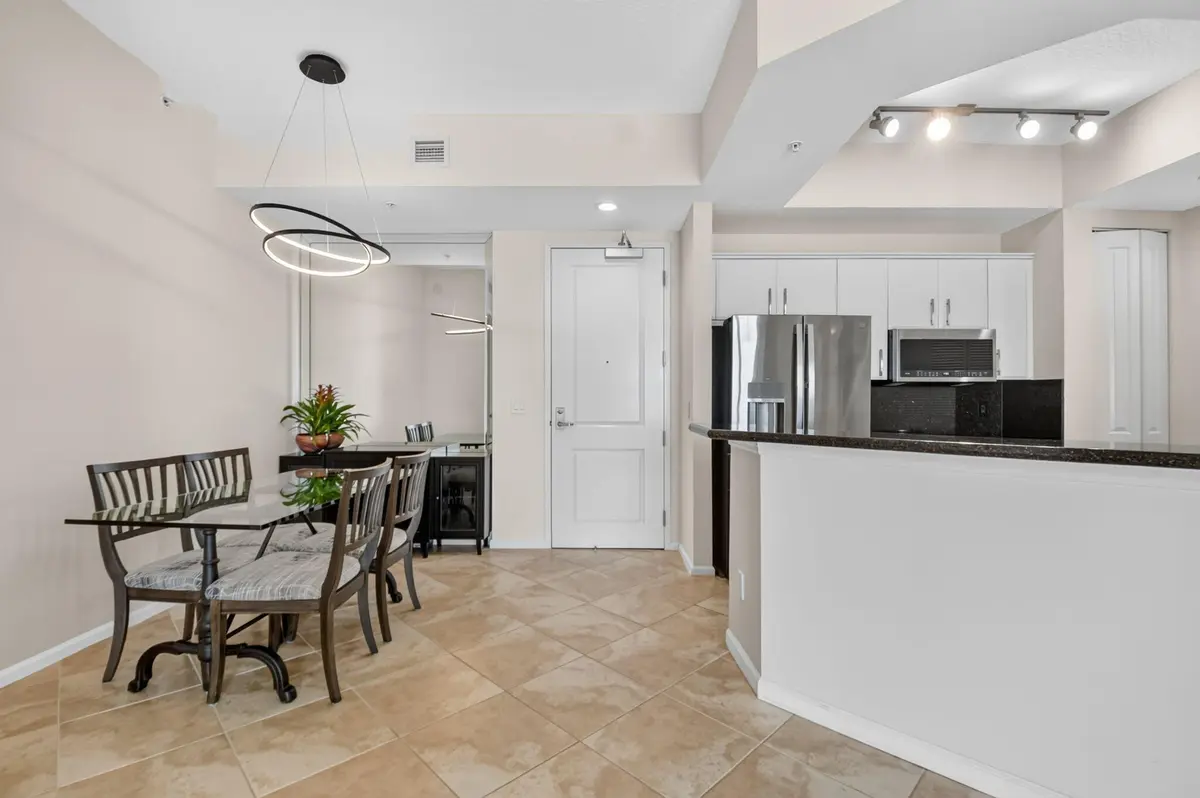 17-web-or-mls-DSC_9468 at 403 S Sapodilla Avenue 706, West Palm Beach
