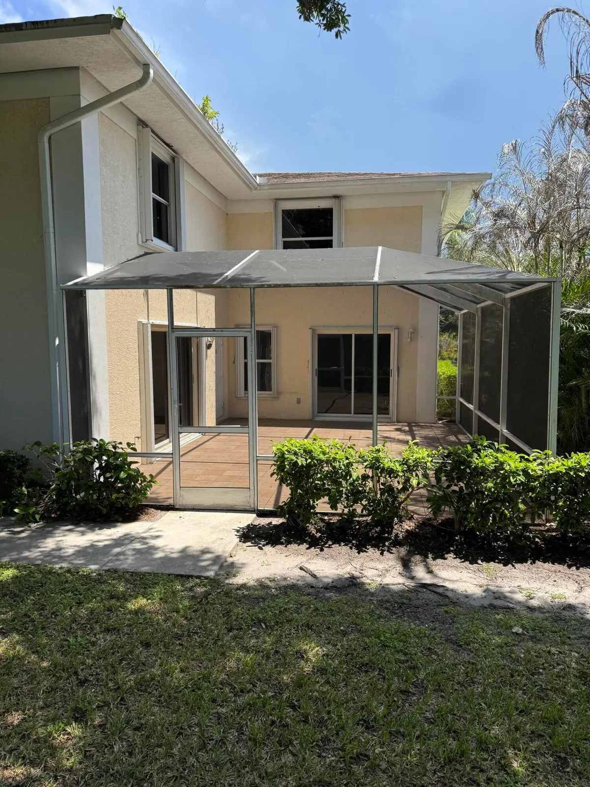 IMG_7246 at 1536 N Lawnwood Circle 3, Fort Pierce