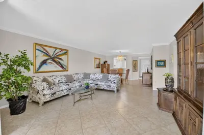 5778 Crystal Shores Drive 202, Boynton Beach – sold