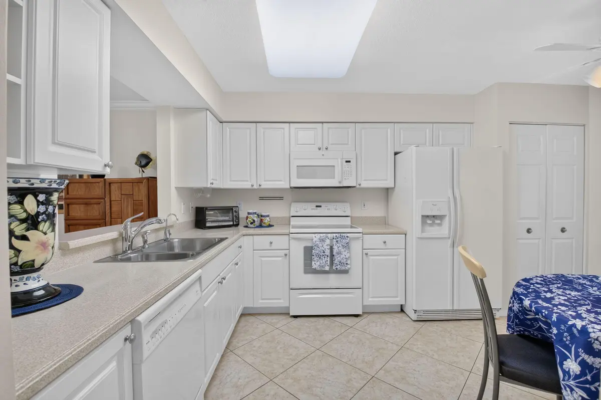 19-web-or-mls-DSC_6838 at 5778 Crystal Shores Drive 202, Boynton Beach