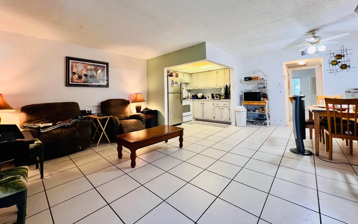 Front to Kitchen at 411 Southampton A, West Palm Beach