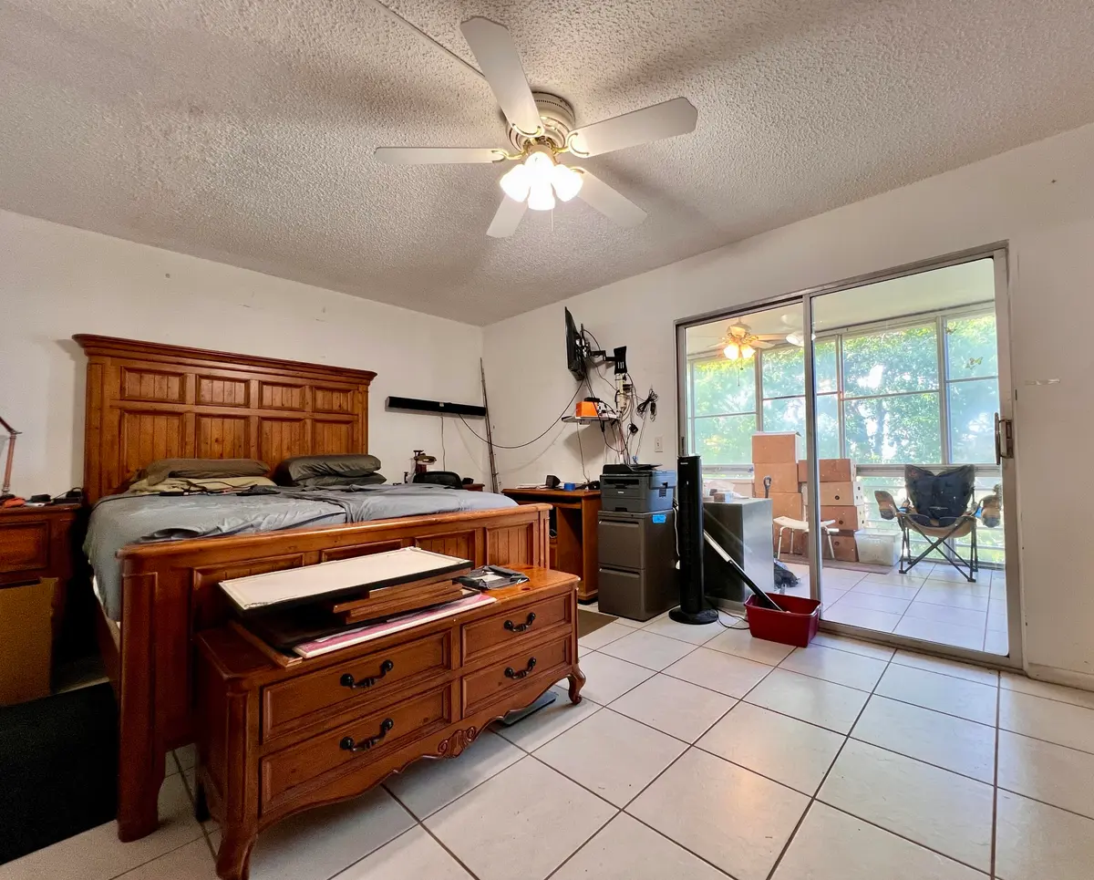 Bedroom Suite at 411 Southampton A, West Palm Beach