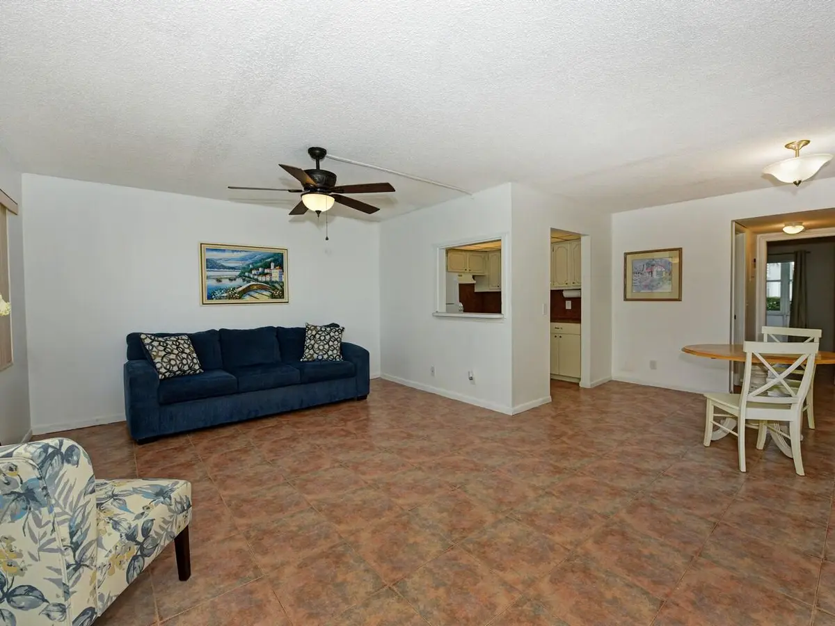 NorthamptonP317-1 at 317 Northampton P, West Palm Beach