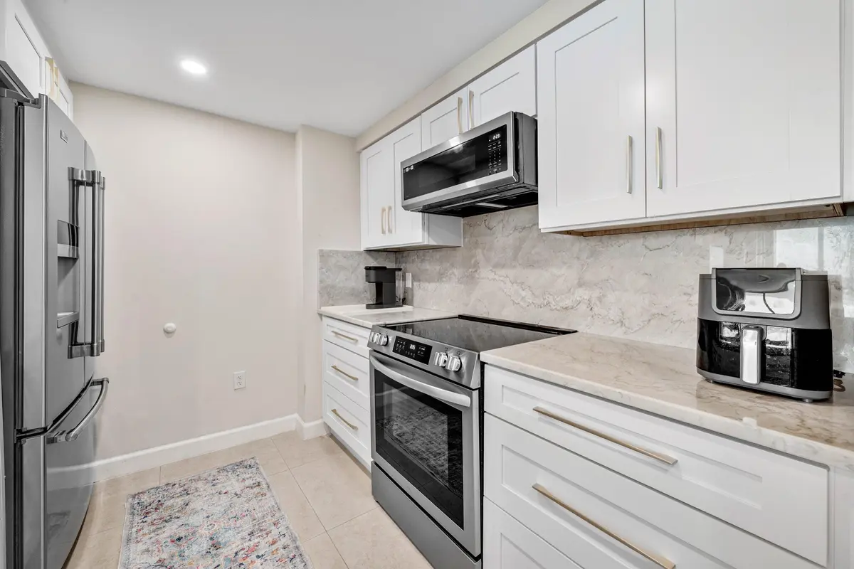 007-625CasaLomaBoulevard-1408-BoyntonBea at 625 Casa Loma Boulevard 1408, Boynton Beach