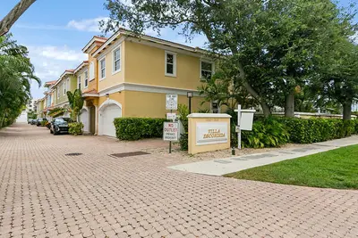 3020 NE 5th Terrace, Wilton Manors – sold