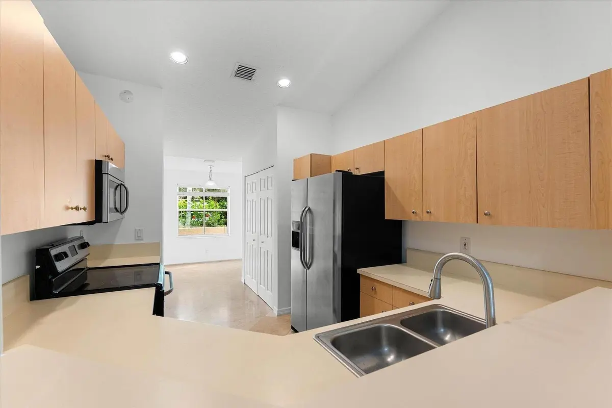 10-10-1650 Orion Lane, Weston-18 at 1650 Orion Lane, Weston